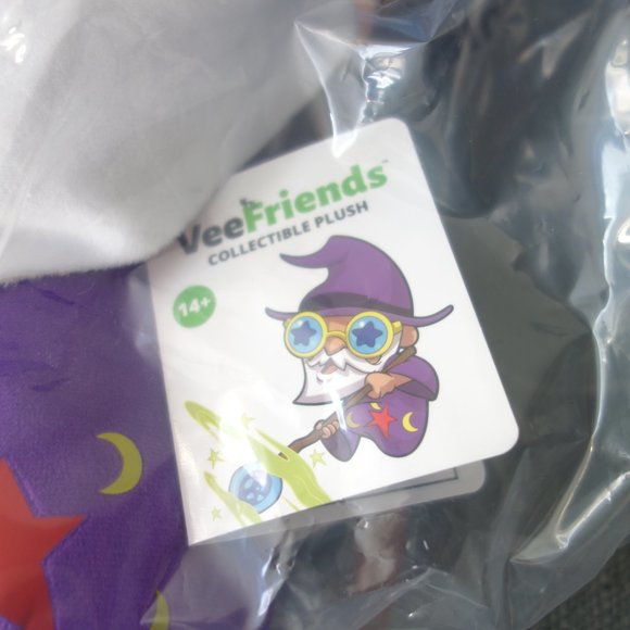 VeeFriends WILLFUL WIZARD PLUSH *Brand New in Plastic* - Picture 2 of 5